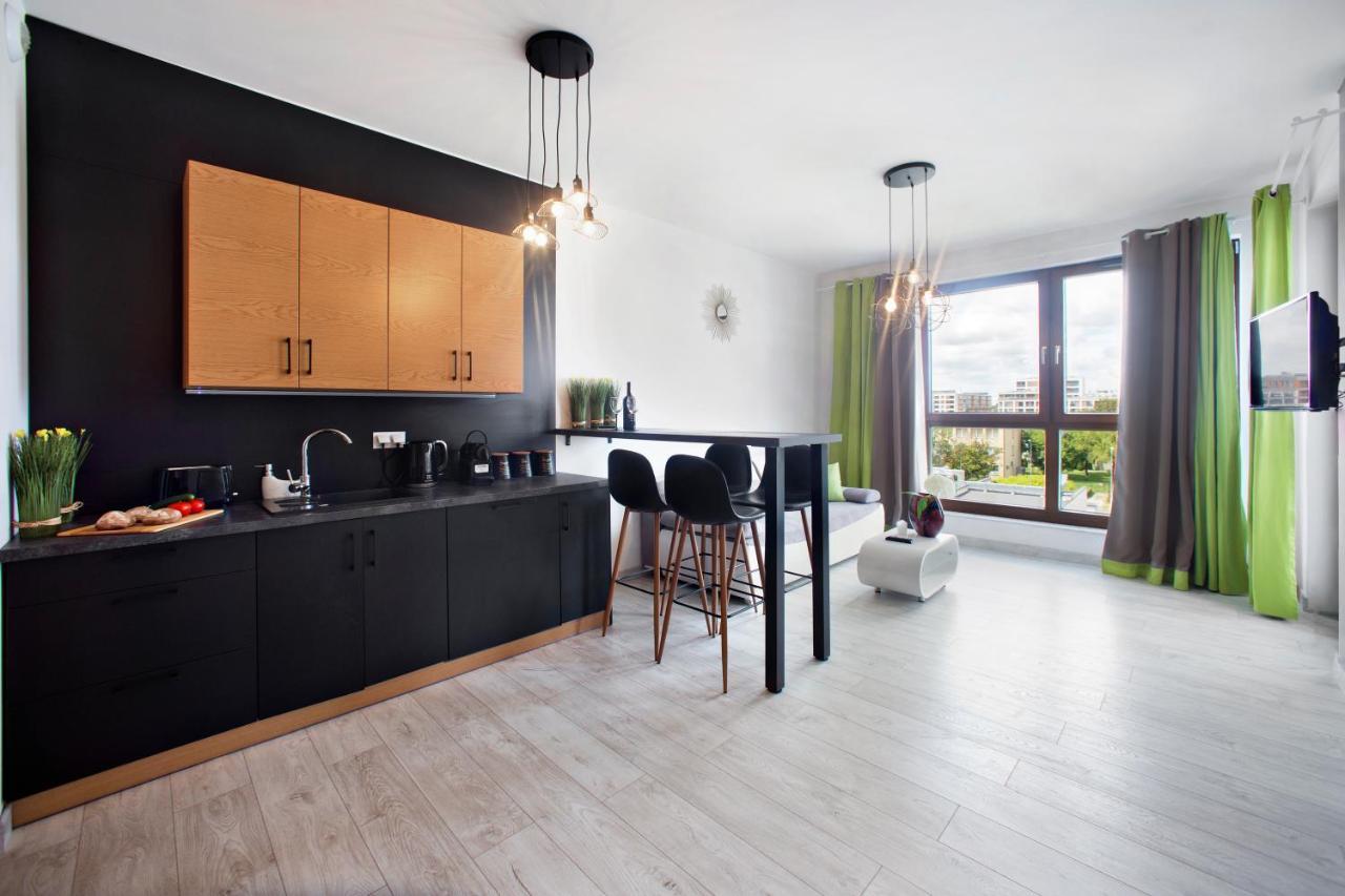 Cybernetyki 6B Serviced Accommodation Warschau Exterior foto